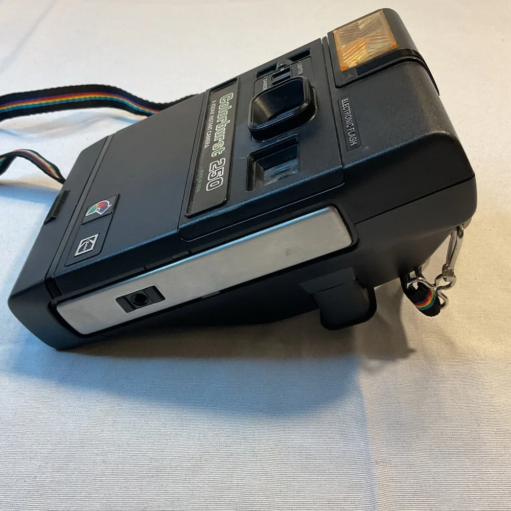 Kodiac Colorburst 250 Slide Flash Bulb, Colorful Neck Strap Camera Vintage Retro